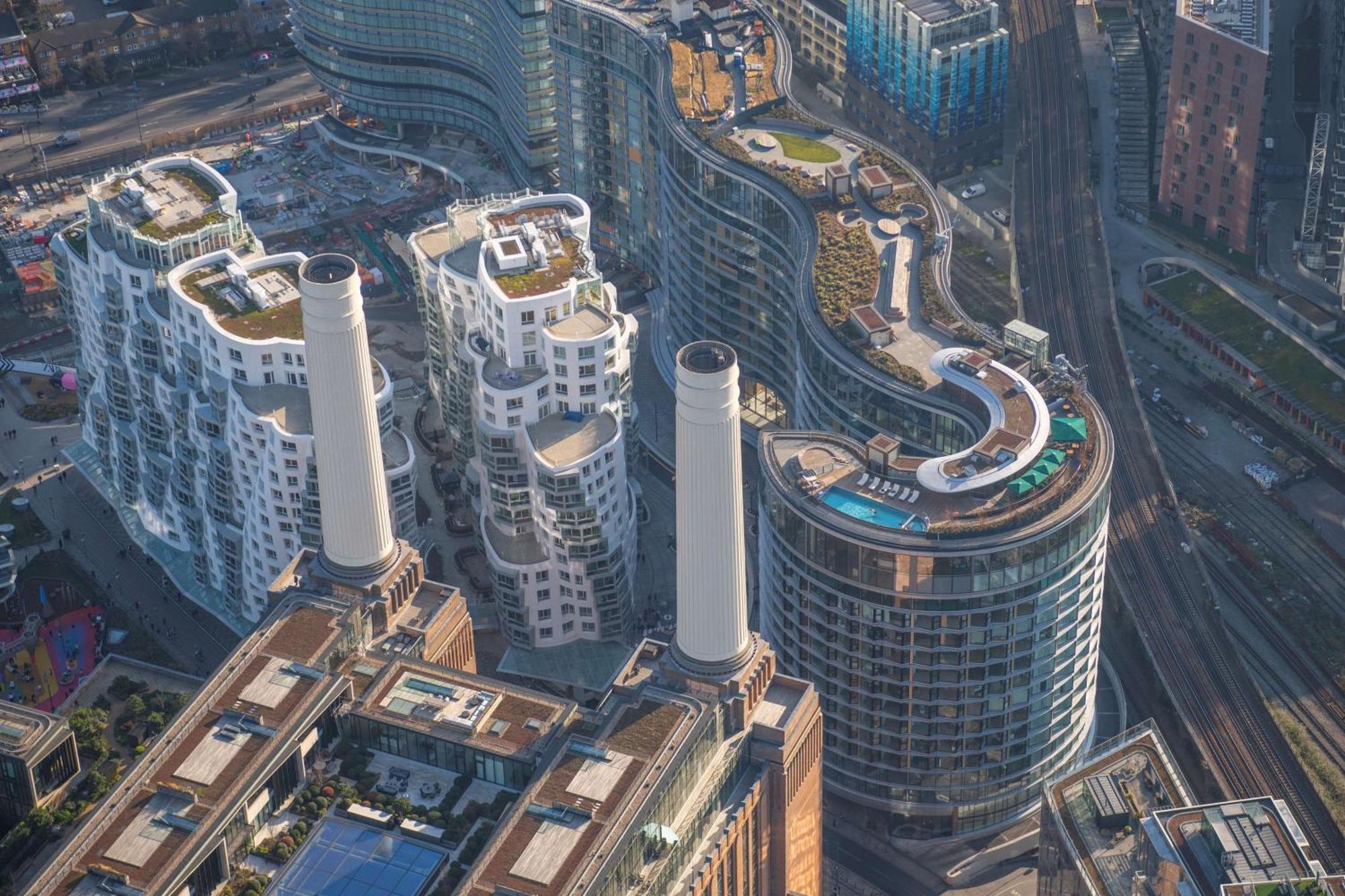 Art'Otel London Battersea Power Station, Powered By Radisson Hotels Extérieur photo The complex from the air